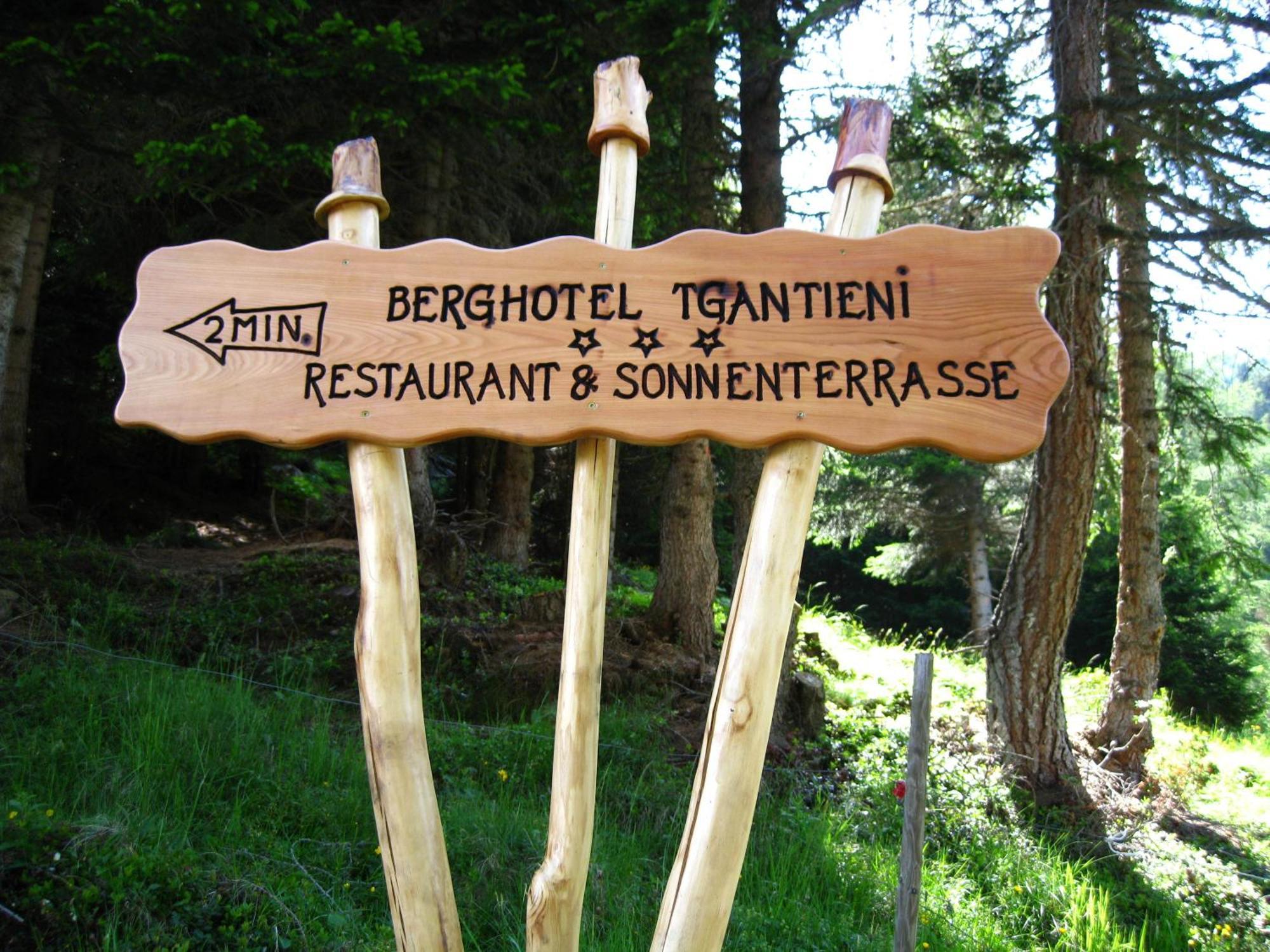 Berghotel Tgantieni Lenzerheide Exteriör bild